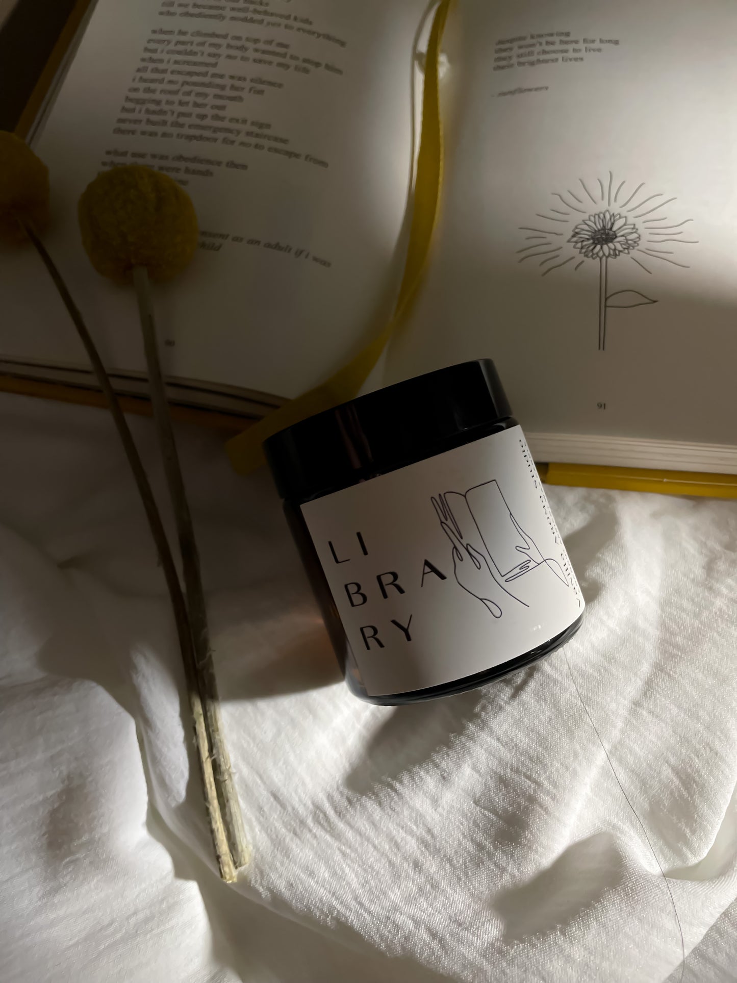 The Solitude Candle Gift Box