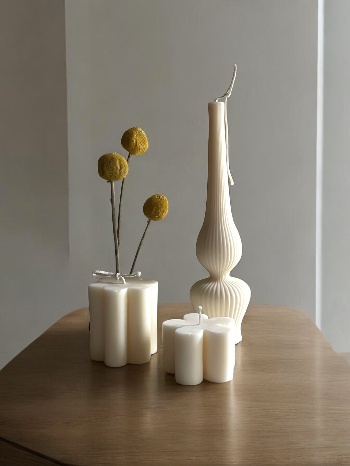 The Vase Pillar Candle