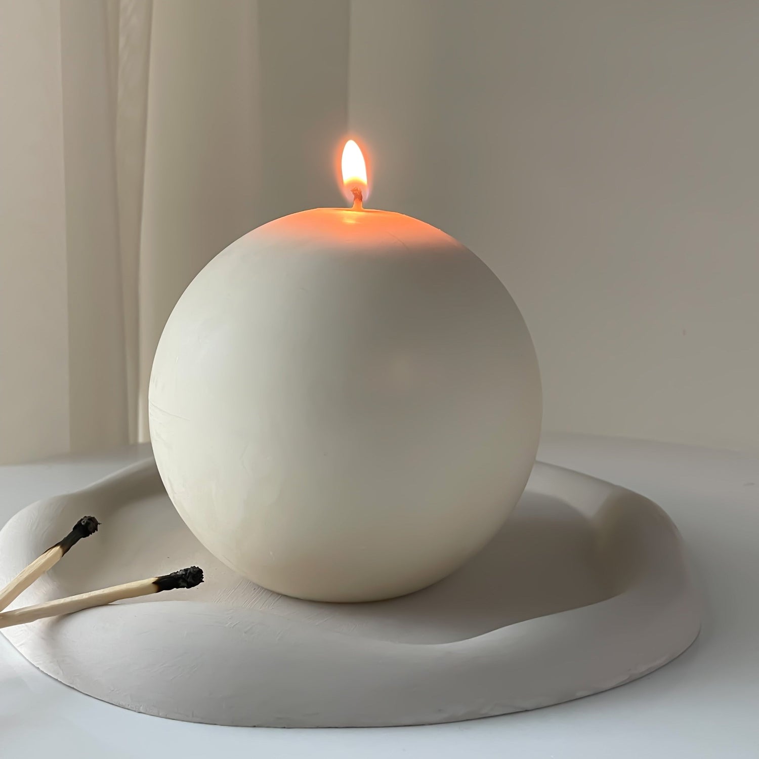 SCULPTURAL CANDLES