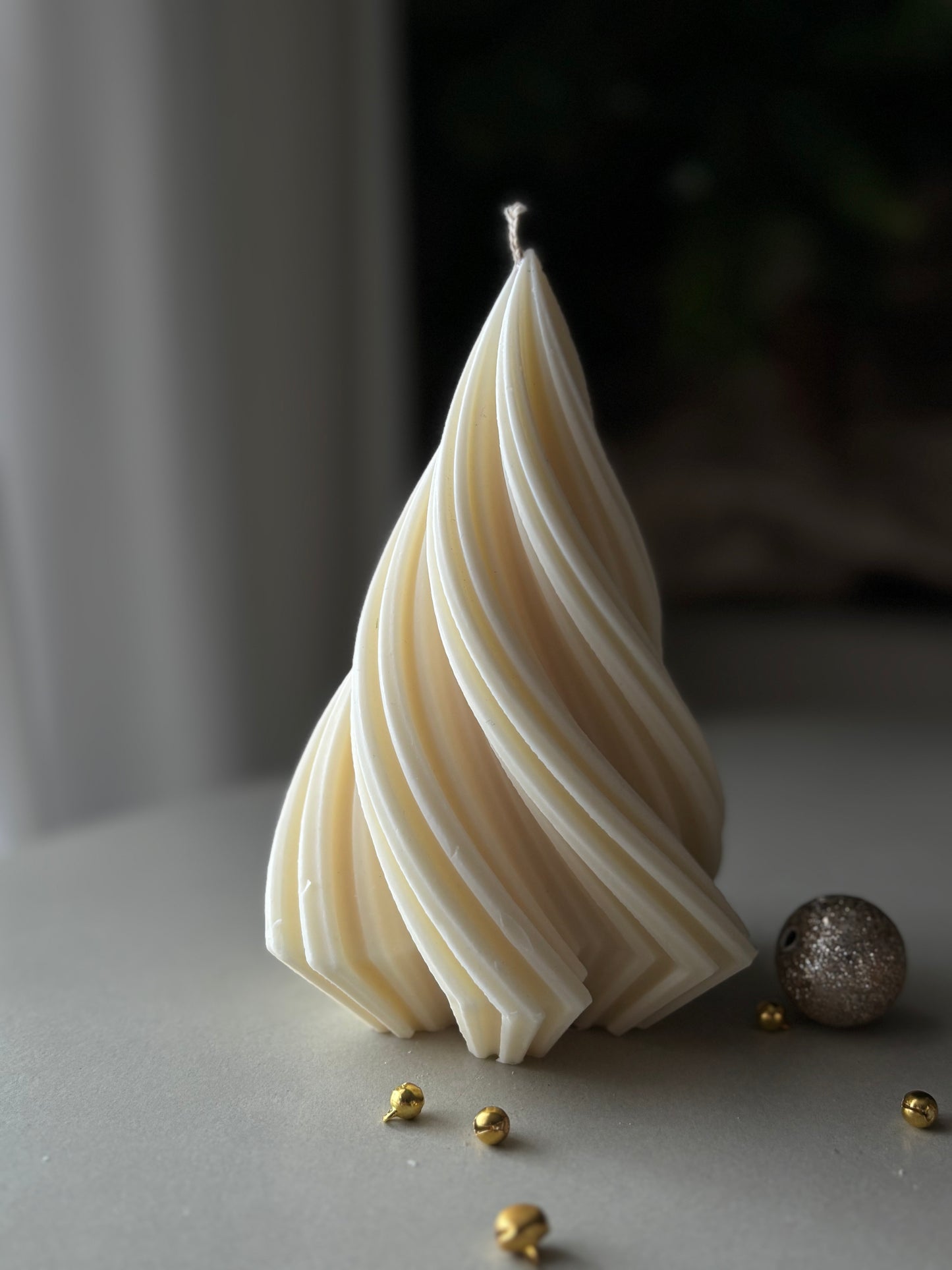 Swirl Christmas Tree candle