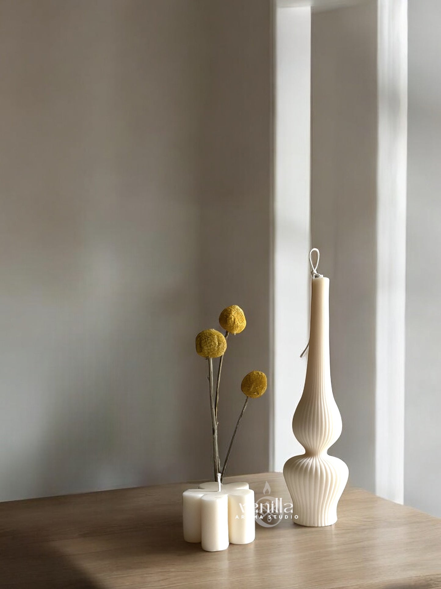 The Vase Pillar Candle