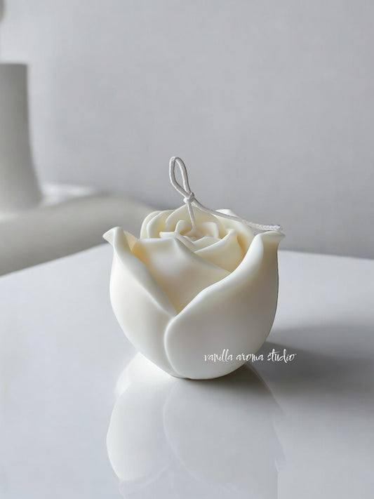 Big Rose Sculptural Candle